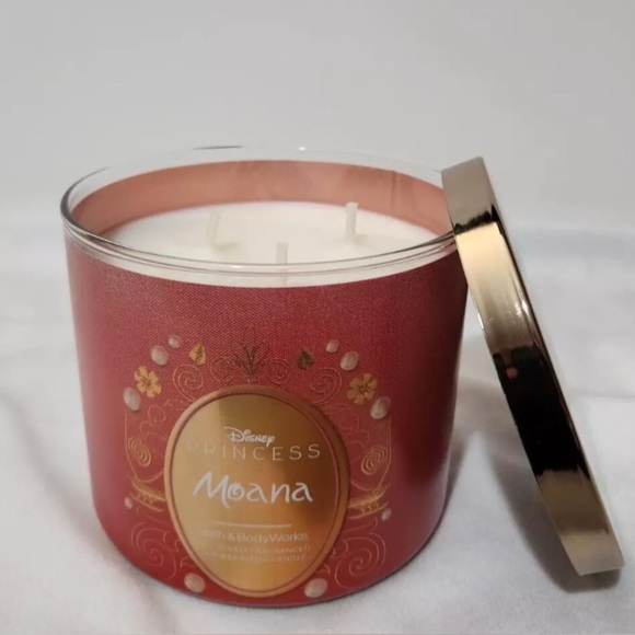 Disney Bath & Body Works Moana 3 Wick Candle - Picture 1 of 6